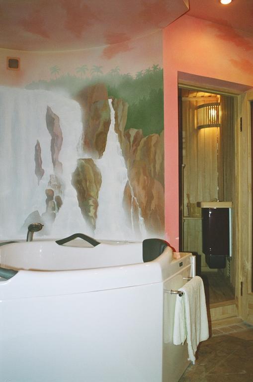 Motel Acapulco Jerevan Exteriör bild