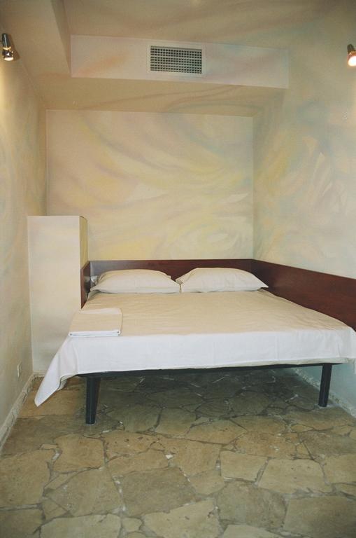 Motel Acapulco Jerevan Exteriör bild