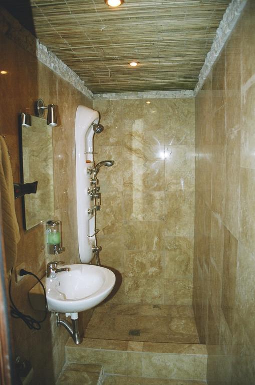 Motel Acapulco Jerevan Exteriör bild
