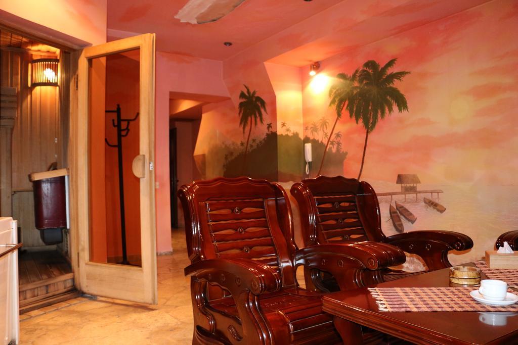 Motel Acapulco Jerevan Exteriör bild