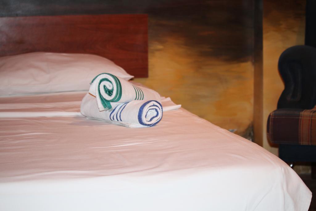 Motel Acapulco Jerevan Exteriör bild